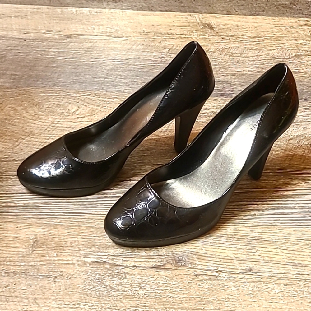 Findi Black Heels